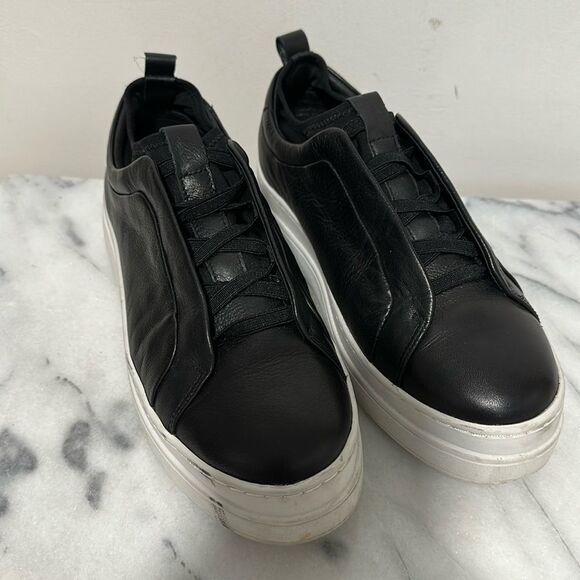 J/Slides Nyle Black Leather Slip On Sneaker - Picture 1 of 11